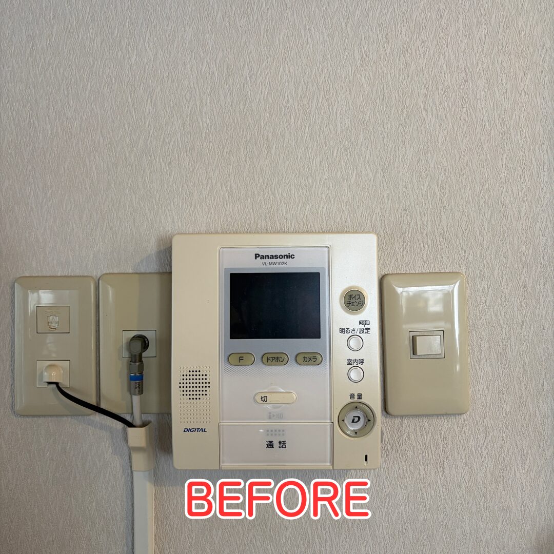 猪名川町 ドアホン交換 交換 配線接続作業中